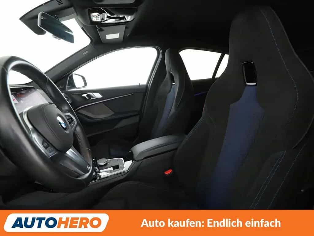 BMW M135 xDrive Aut.*NAVI*LED*HUD*TEMPO*PDC* 08/2020-photo-9