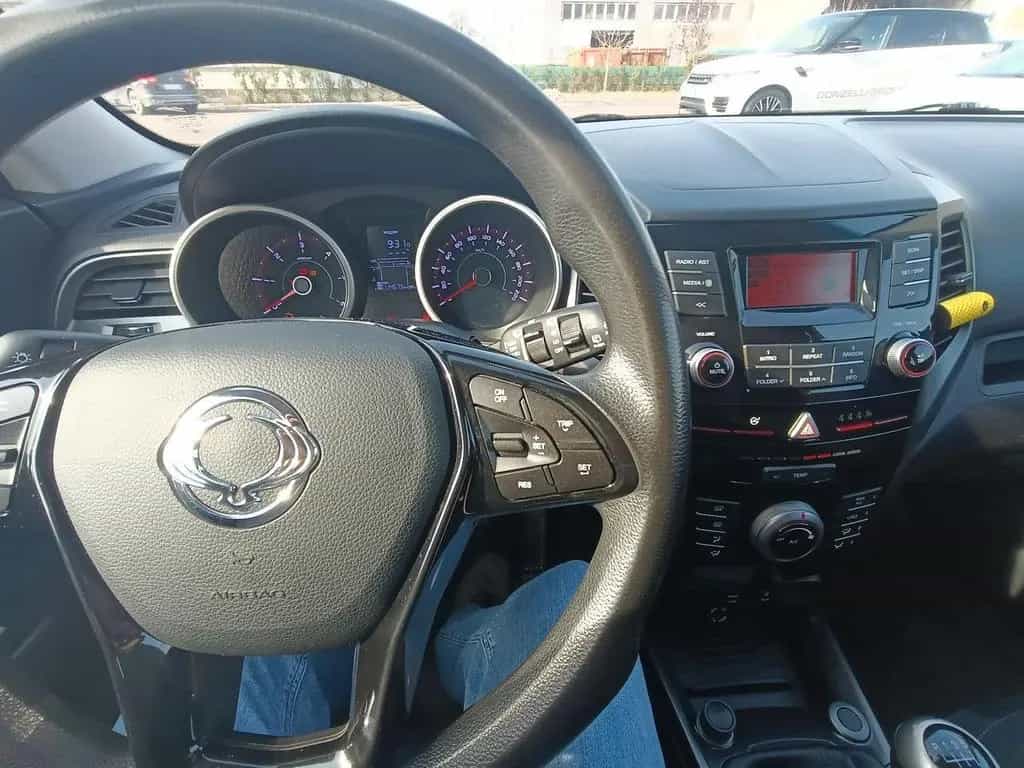 Ssangyong XLV 1.6d 4WD Easy 09/2018-photo-9
