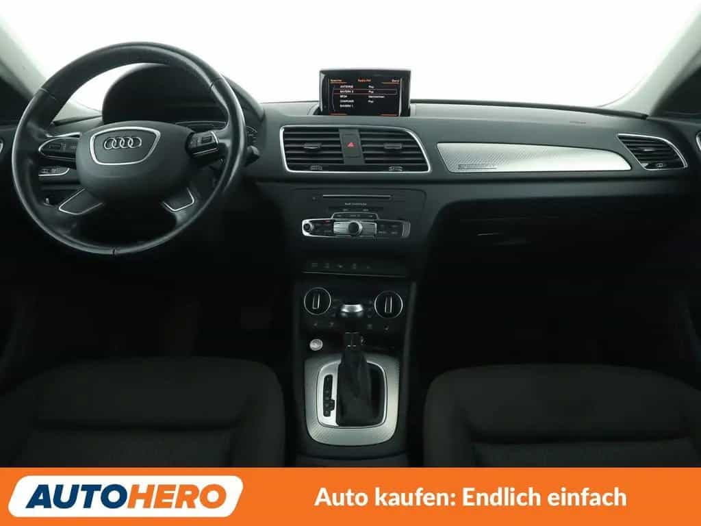 Audi Q3 2.0 TFSI quattro Design Aut.*NAVI*LED*TEMPO* 04/2017-photo-11