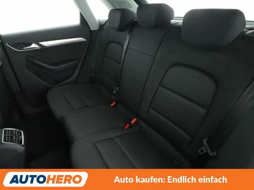 Audi Q3 2.0 TFSI quattro Design Aut.*NAVI*LED*TEMPO* 04/2017-photo-13