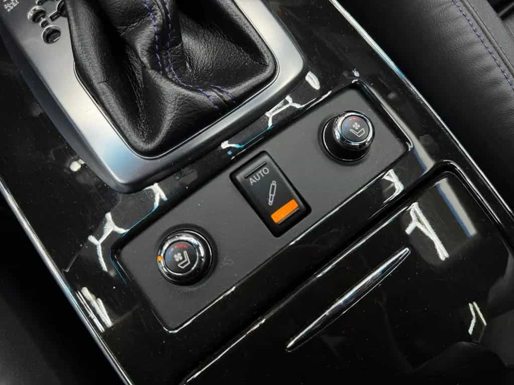 Infiniti QX70 3.0 d S 360*Leder*Memory*Sitzklima*Nav*Voll 05/2015-photo-17