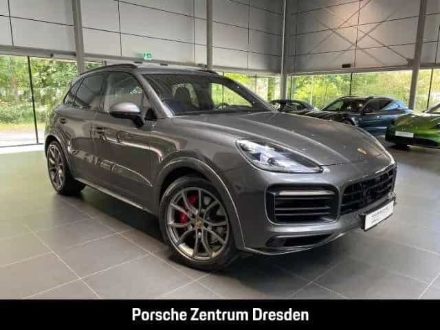 Porsche Cayenne GTS Pano*SH v+h*Chrono*Head*AHK*Bose 01/2021-photo-9