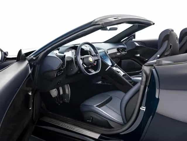 Ferrari Roma Spider 03/2024-photo-7