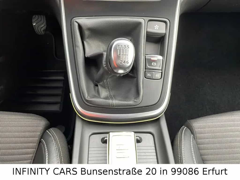 Renault Scenic IV Intens 12/2017-photo-27