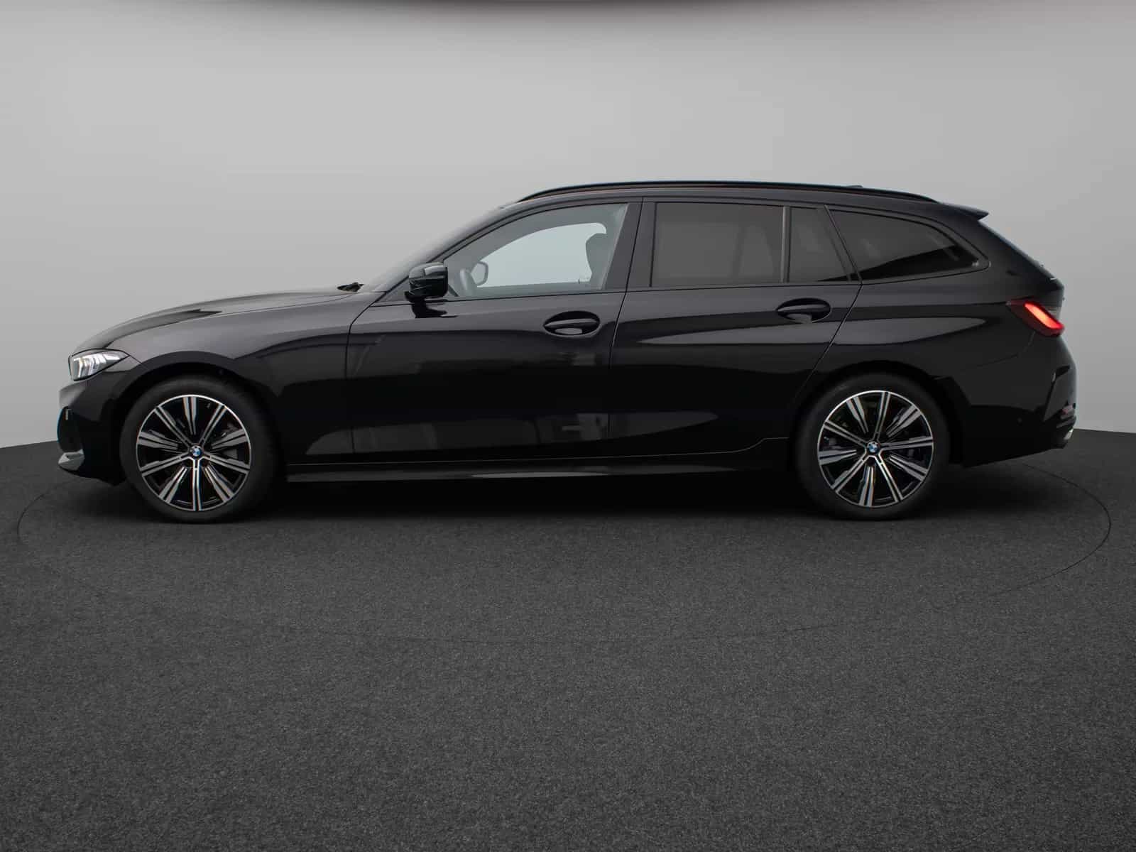 BMW 3 Series 03/2023-photo-10
