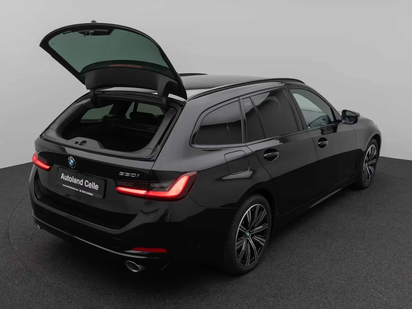 BMW 3 Series 03/2023-photo-13