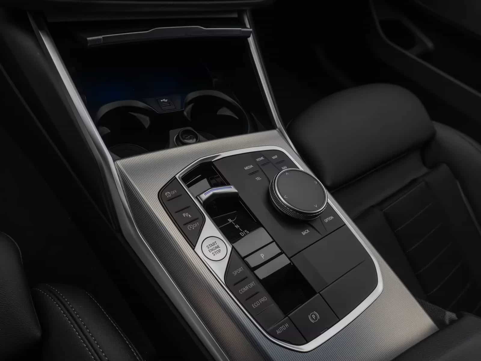 BMW 3 Series 03/2023-photo-22