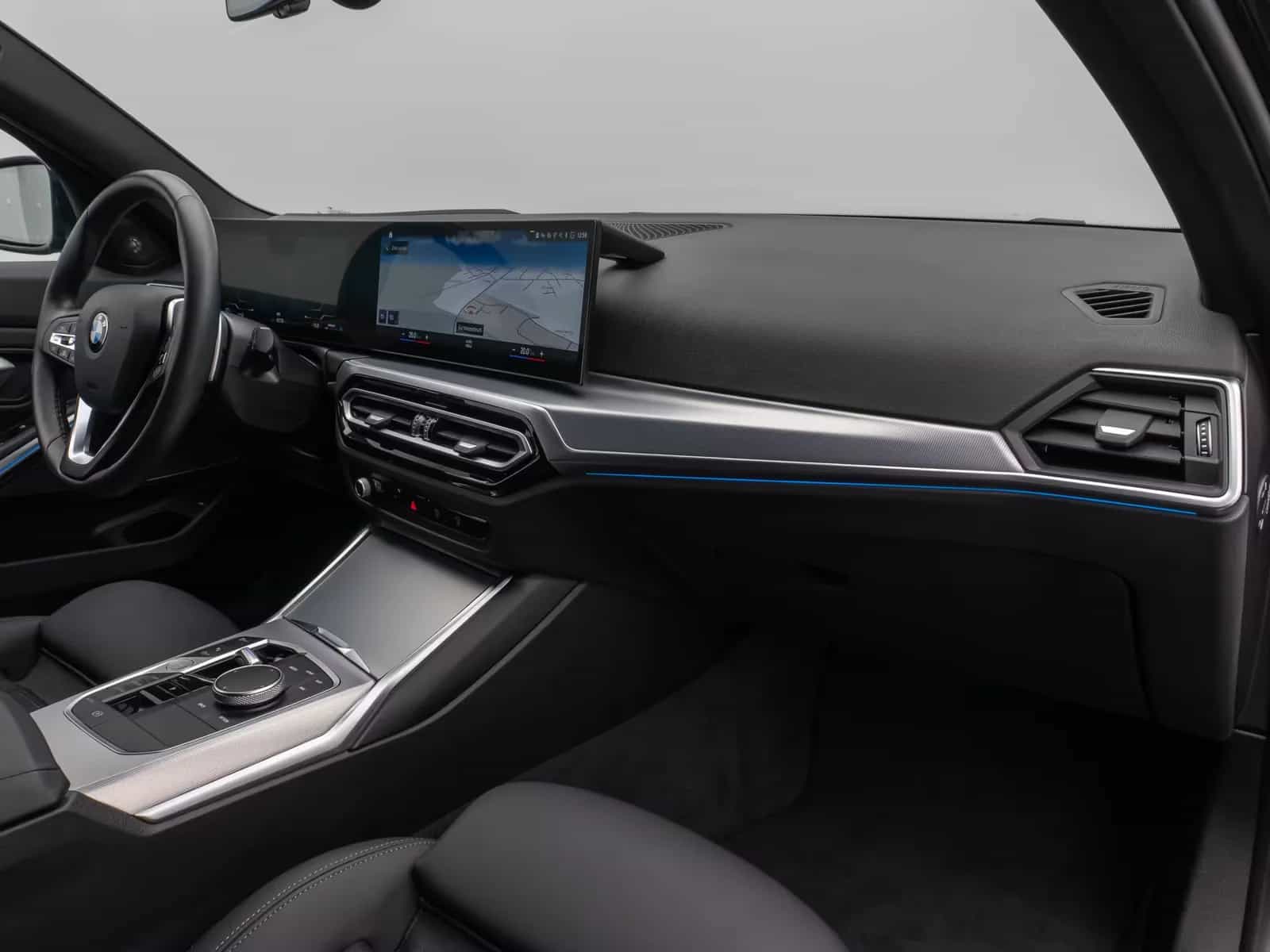BMW 3 Series 03/2023-photo-23