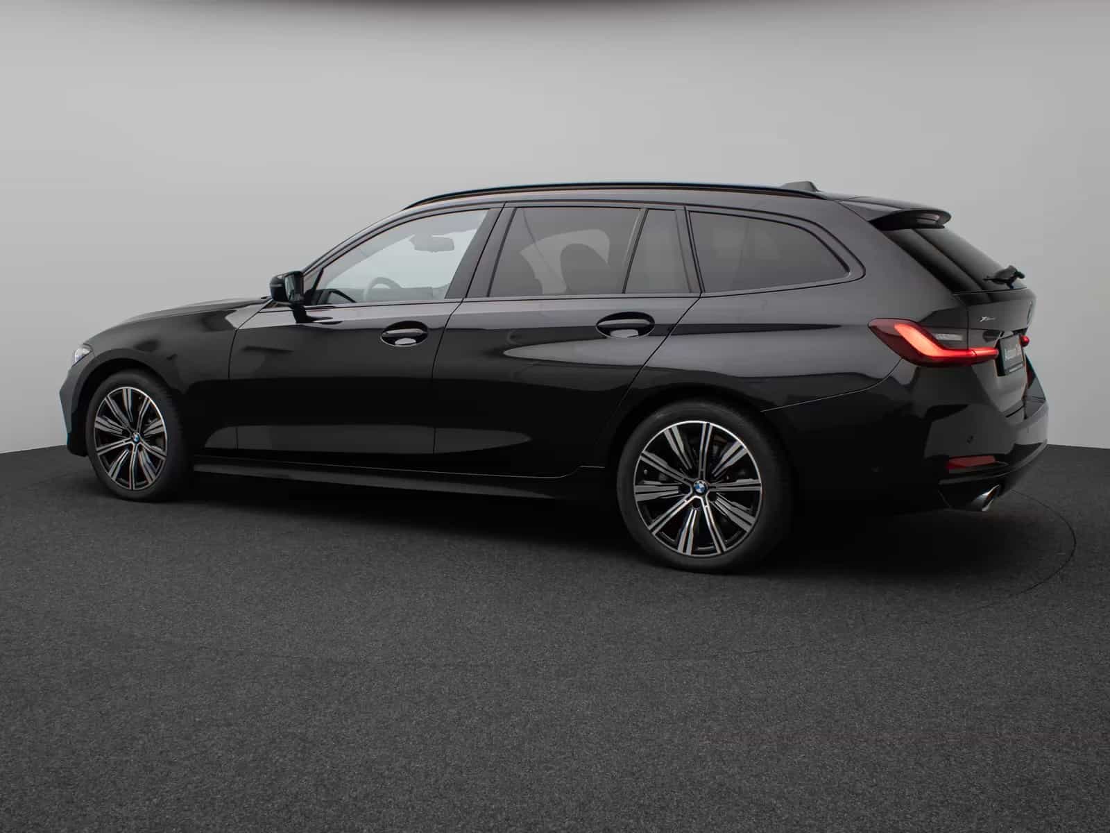 BMW 3 Series 03/2023-photo-9