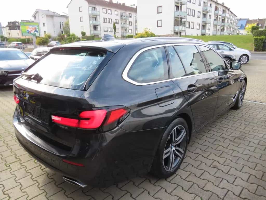 BMW 5 Series touring *1.HAND *AHK *KAMERA *LED 12/2020-photo-5