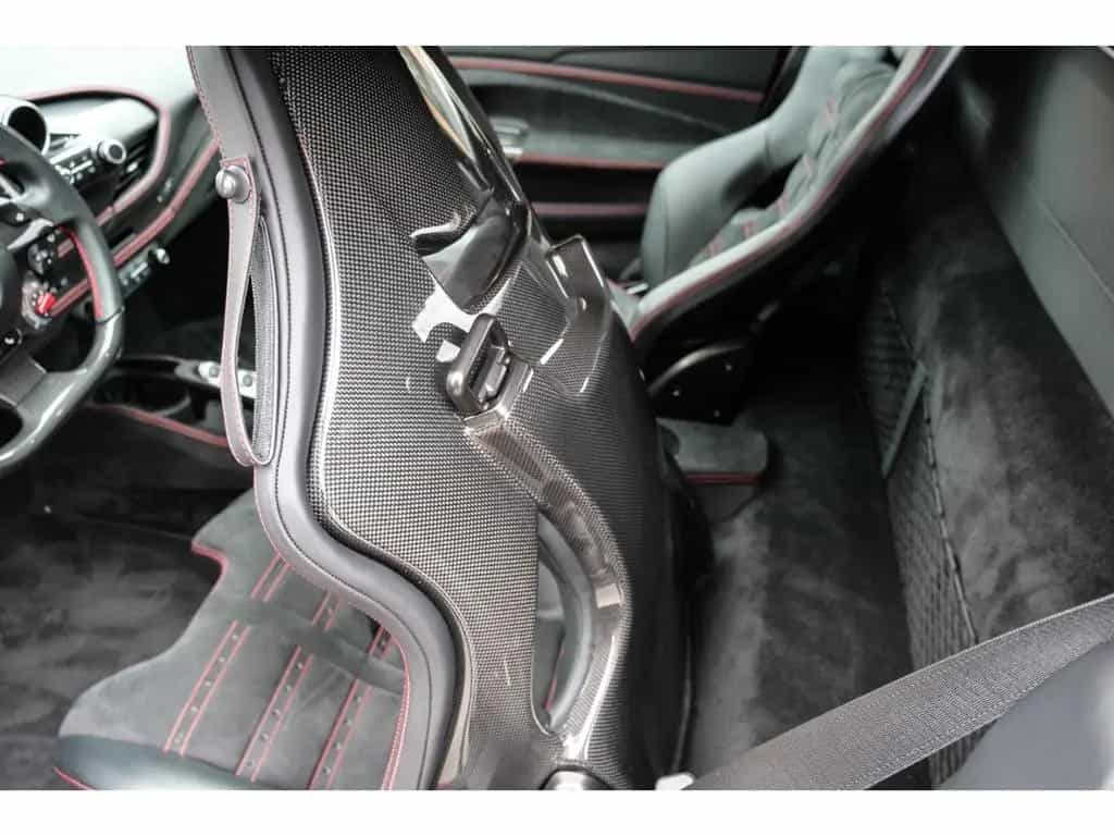 Ferrari F8 Tributo *Carbon+LED*Lift*Racingsitze*Alcantar 05/2021-photo-16