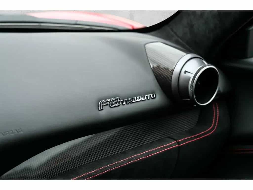 Ferrari F8 Tributo *Carbon+LED*Lift*Racingsitze*Alcantar 05/2021-photo-21
