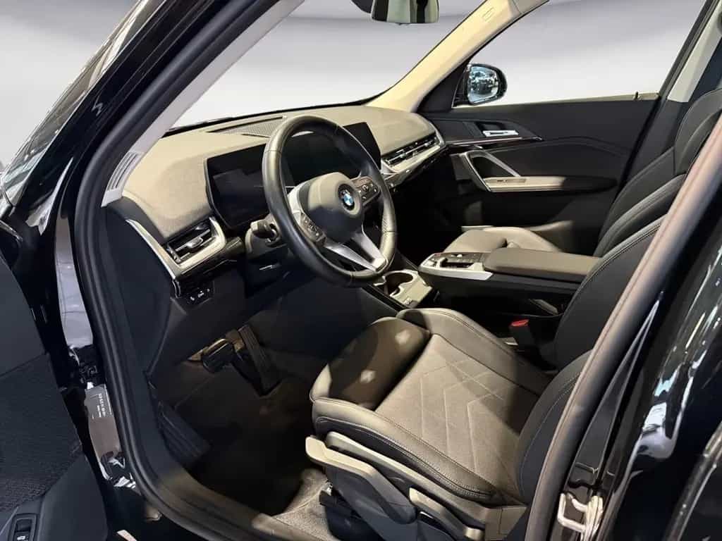 BMW X1 sDrive18d Steptronic Komfortzugang ACC 10/2022-photo-2