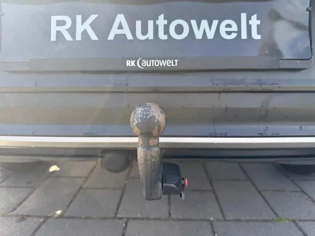 Volkswagen T-Roc Sport 2.0 TSI 4Motion AHK Pano LED Leder 10/2018-photo-10