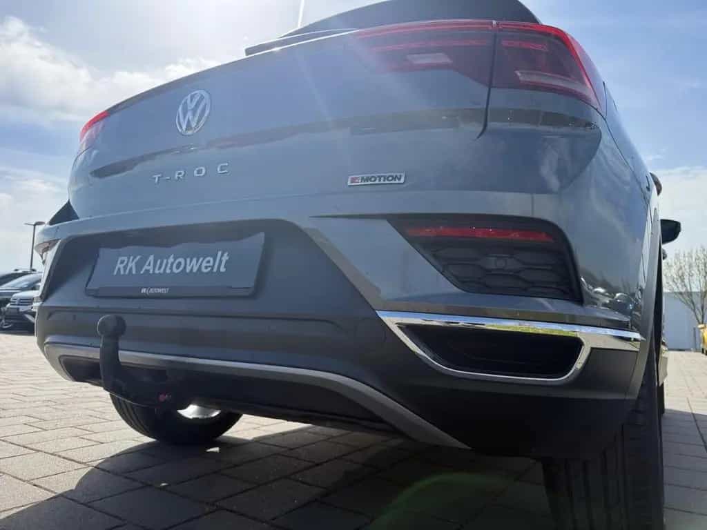 Volkswagen T-Roc Sport 2.0 TSI 4Motion AHK Pano LED Leder 10/2018-photo-12