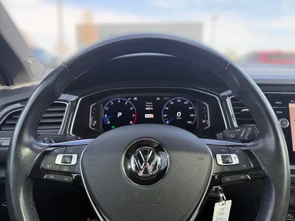 Volkswagen T-Roc Sport 2.0 TSI 4Motion AHK Pano LED Leder 10/2018-photo-16