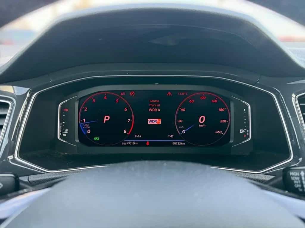 Volkswagen T-Roc Sport 2.0 TSI 4Motion AHK Pano LED Leder 10/2018-photo-17