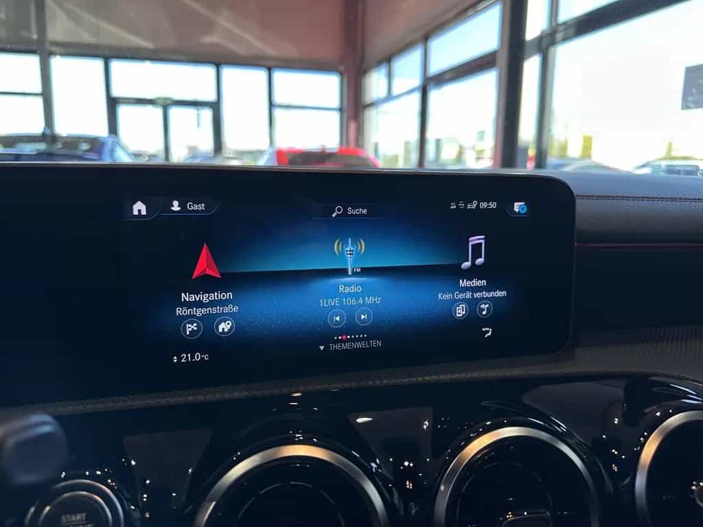 Mercedes-Benz CLA 200 Shooting Brake *AMG, RFK, CARPLAY, LED* 02/2020-photo-28