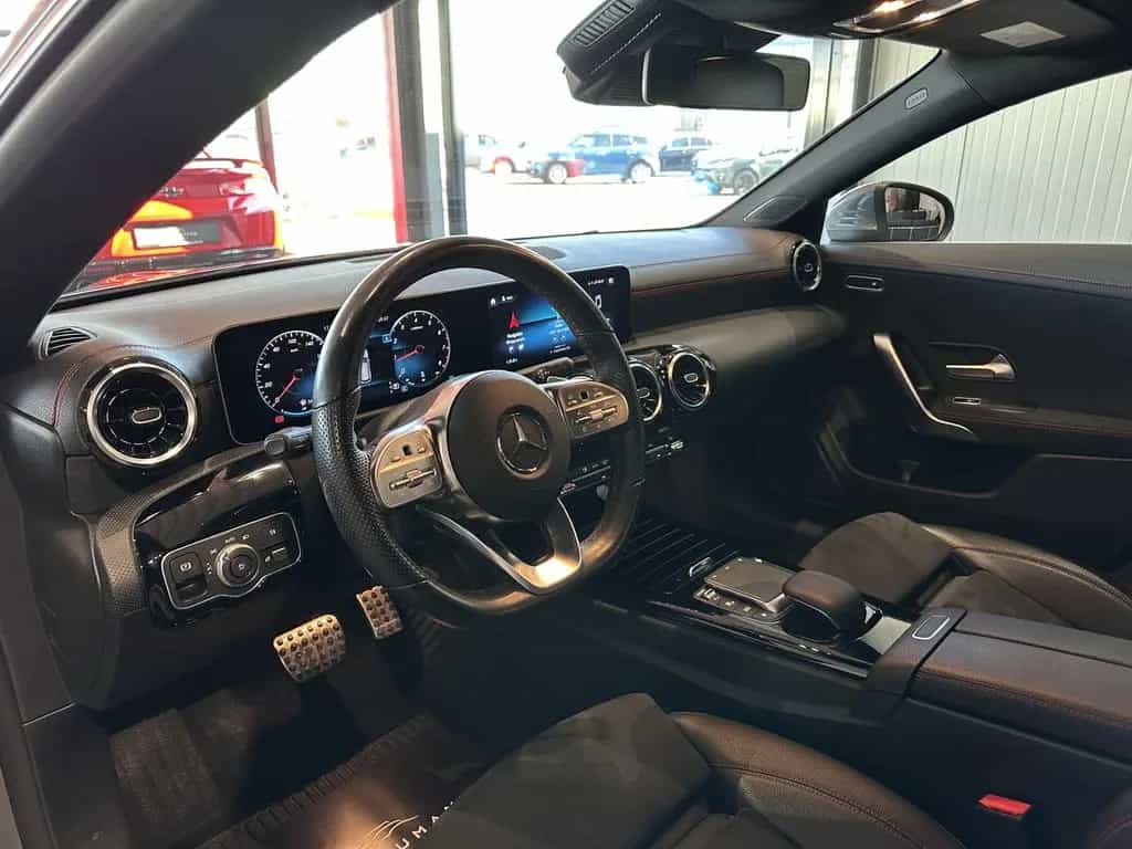 Mercedes-Benz CLA 200 Shooting Brake *AMG, RFK, CARPLAY, LED* 02/2020-photo-3