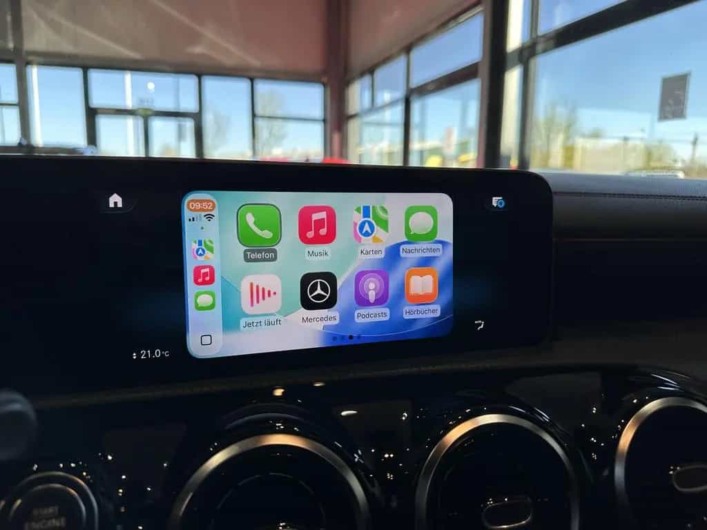 Mercedes-Benz CLA 200 Shooting Brake *AMG, RFK, CARPLAY, LED* 02/2020-photo-30