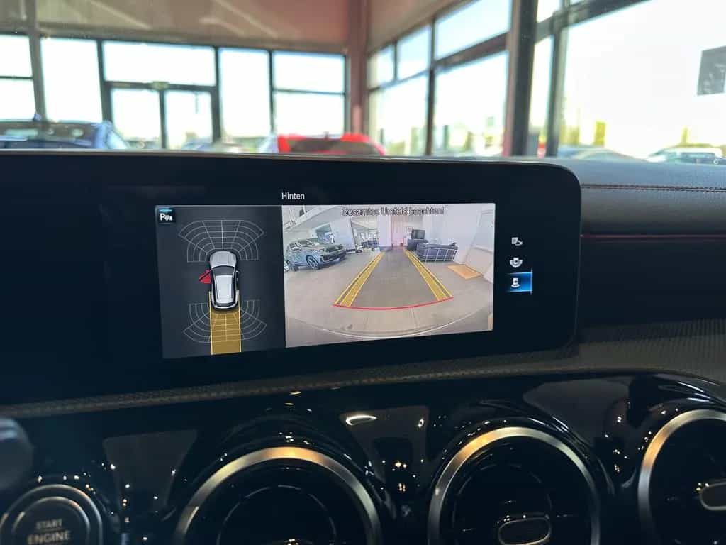 Mercedes-Benz CLA 200 Shooting Brake *AMG, RFK, CARPLAY, LED* 02/2020-photo-31
