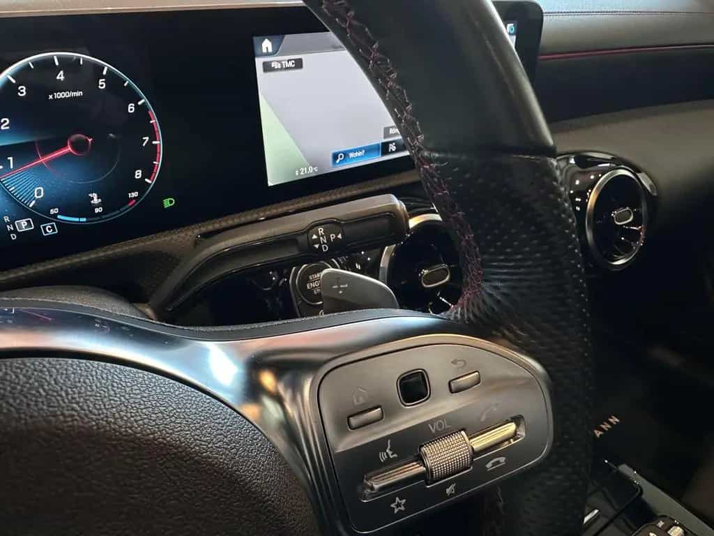 Mercedes-Benz CLA 200 Shooting Brake *AMG, RFK, CARPLAY, LED* 02/2020-photo-38