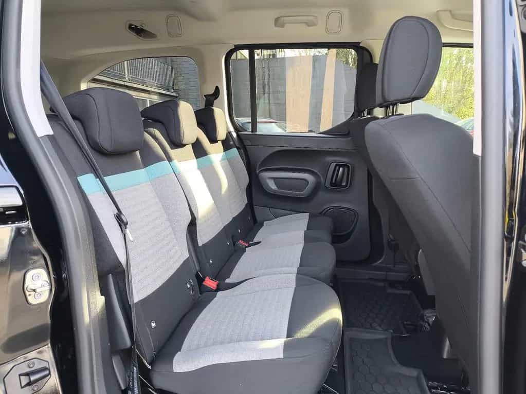 Citroën Berlingo Feel XL* Motor neu von Citroen*7 Sitze 09/2020-photo-10