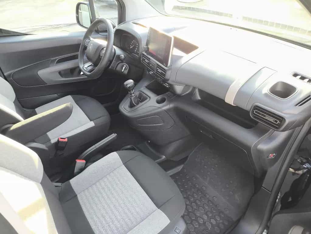 Citroën Berlingo Feel XL* Motor neu von Citroen*7 Sitze 09/2020-photo-11
