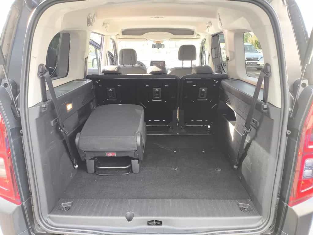 Citroën Berlingo Feel XL* Motor neu von Citroen*7 Sitze 09/2020-photo-13