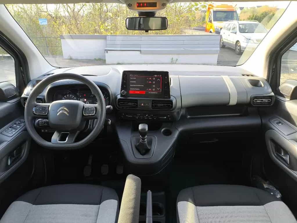 Citroën Berlingo Feel XL* Motor neu von Citroen*7 Sitze 09/2020-photo-19