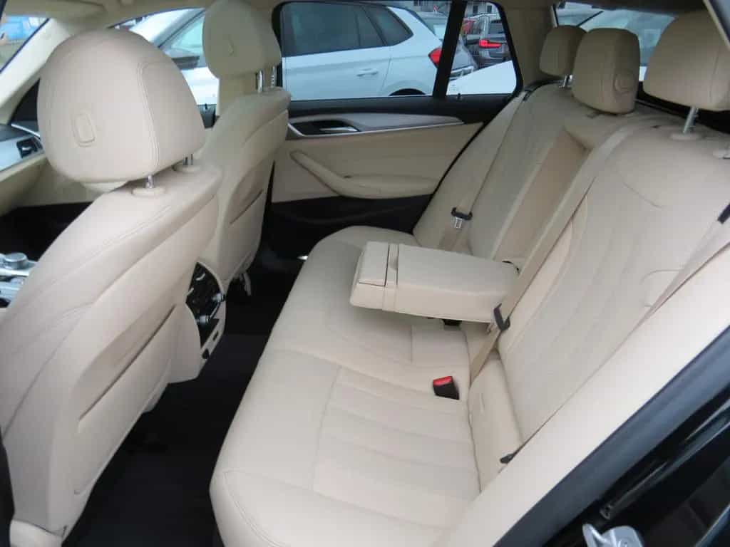 BMW 5 Series touring *1.HAND PANO *AHK *KAMERA 12/2020-photo-13