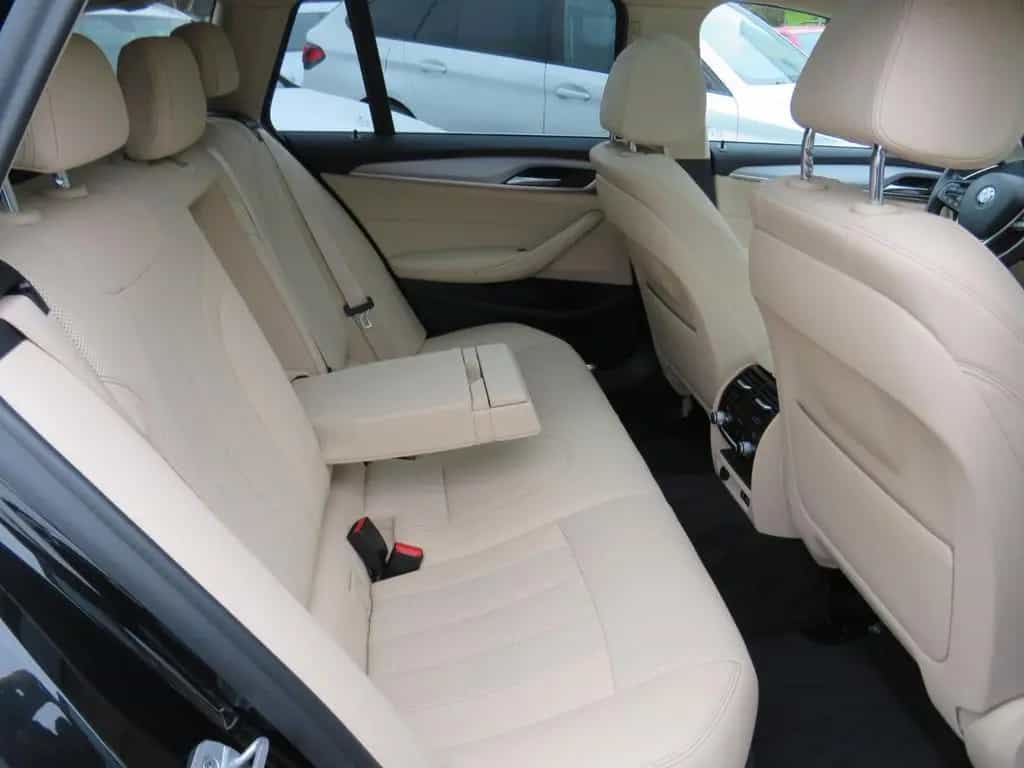 BMW 5 Series touring *1.HAND PANO *AHK *KAMERA 12/2020-photo-14