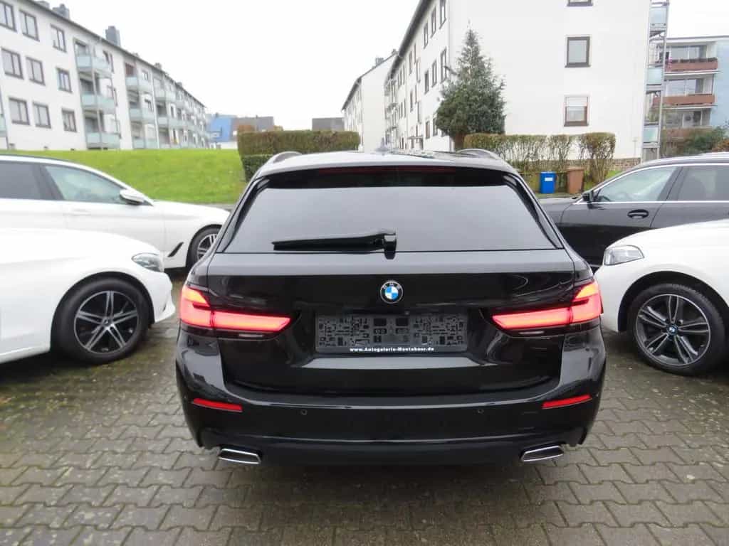 BMW 5 Series touring *1.HAND PANO *AHK *KAMERA 12/2020-photo-6