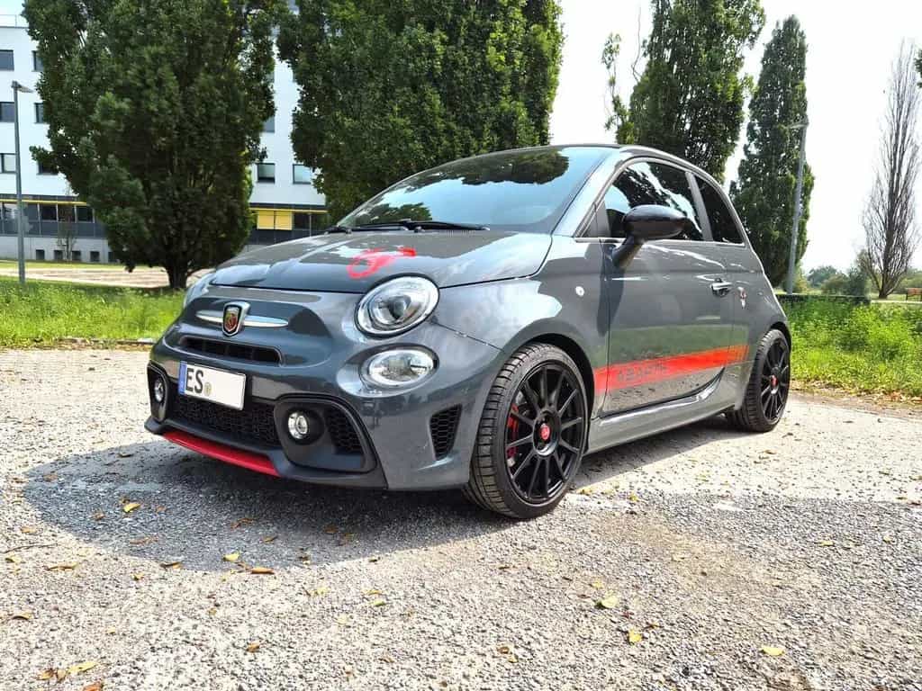 Abarth 695C Yamaha XSR 1. Hd, Akrapovic ab Werk, TOP 09/2017-photo-1