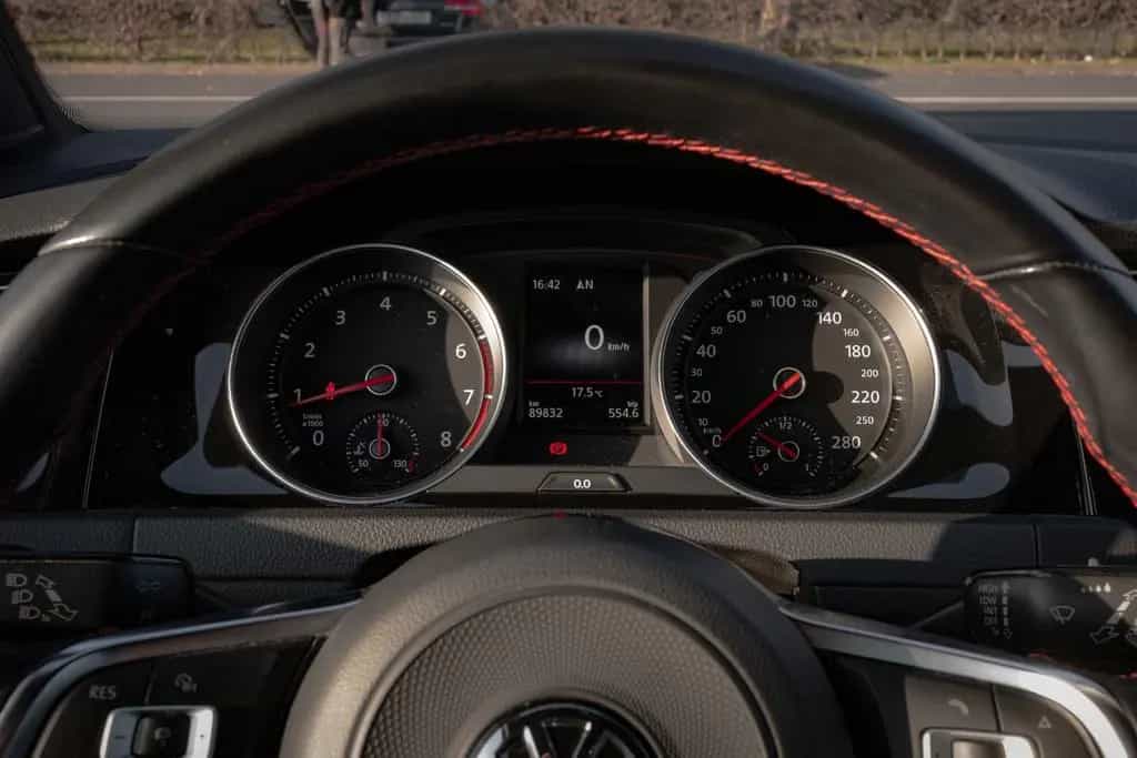 Volkswagen Golf 7 GTI - Unmodifiziert, top Zustand 07/2018-photo-10