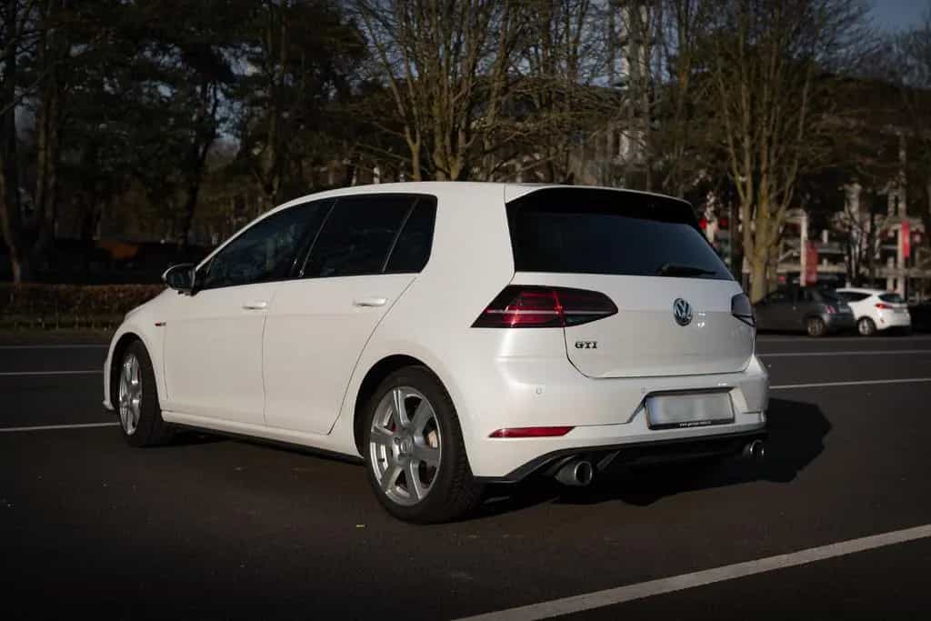 Volkswagen Golf 7 GTI - Unmodifiziert, top Zustand 07/2018-photo-5