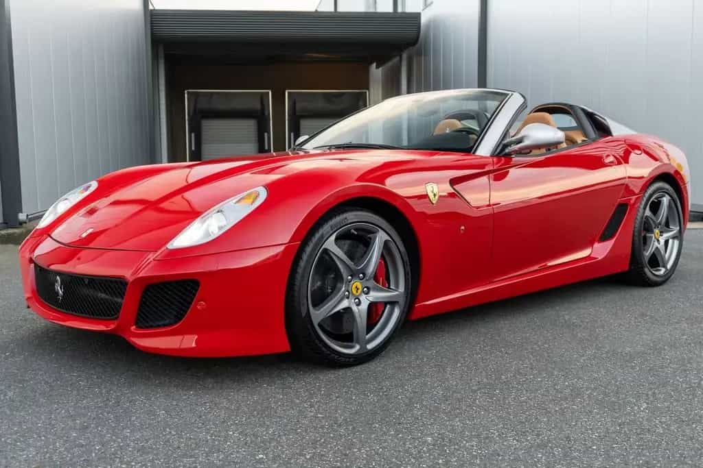 Ferrari 599 SA Aperta - Rosso Corsa - 1 of 80 09/2011-photo-0