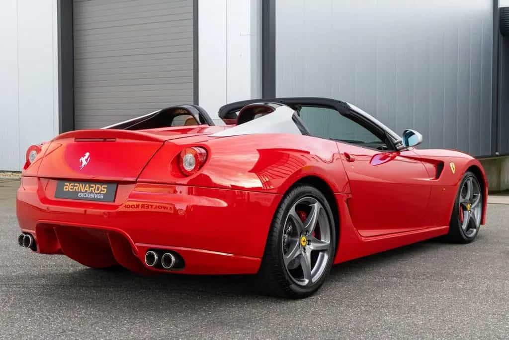 Ferrari 599 SA Aperta - Rosso Corsa - 1 of 80 09/2011-photo-19