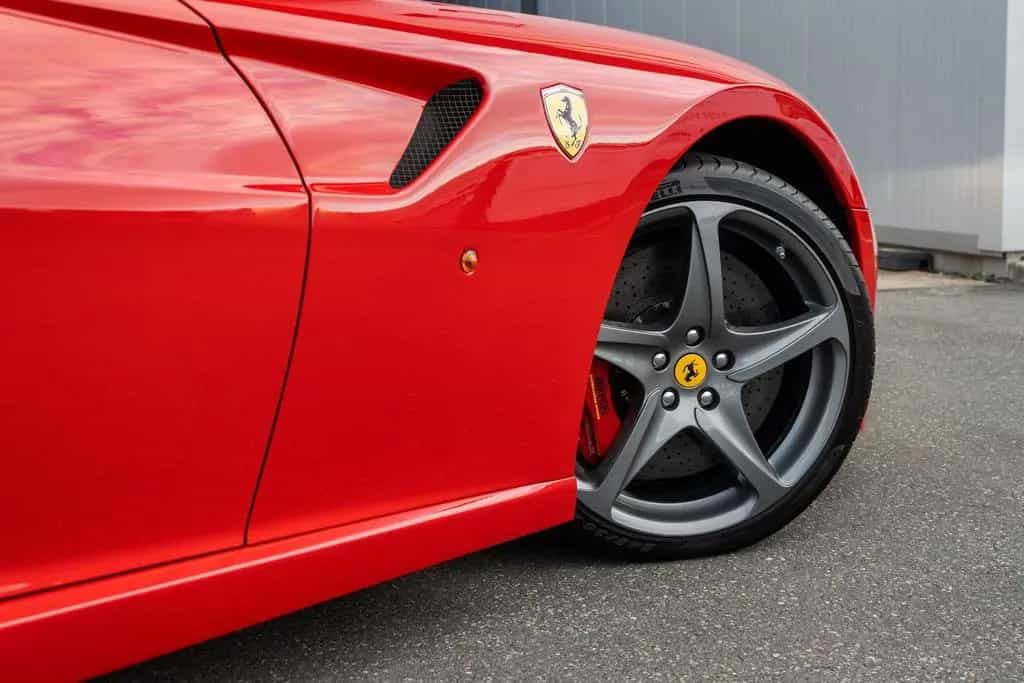 Ferrari 599 SA Aperta - Rosso Corsa - 1 of 80 09/2011-photo-30
