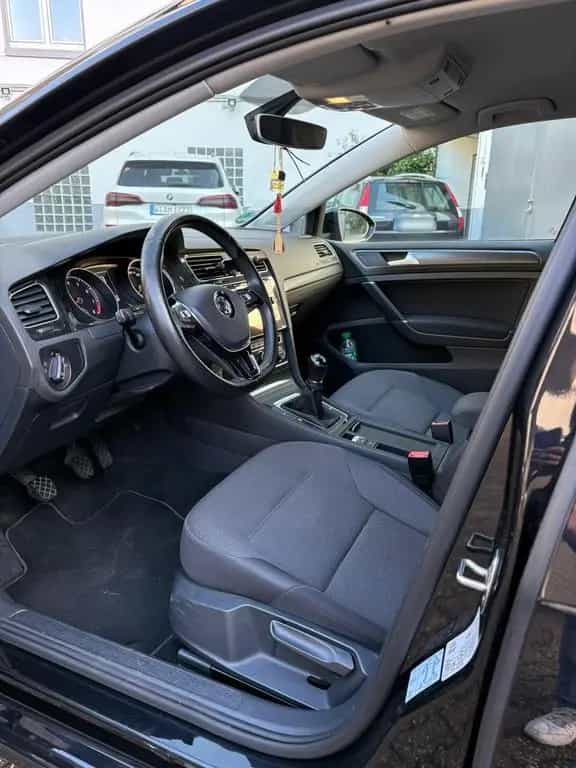 Volkswagen VW Golf 71.0 TSI 02/2019-photo-13