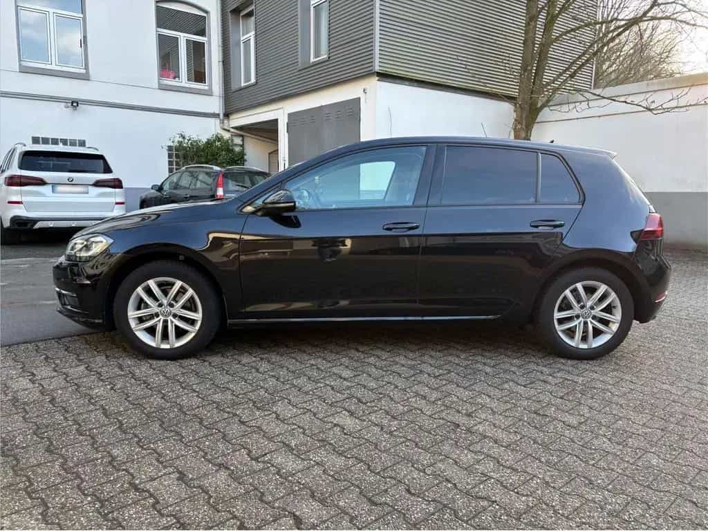Volkswagen VW Golf 71.0 TSI 02/2019-photo-2
