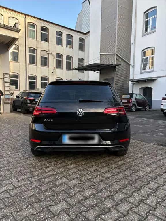 Volkswagen VW Golf 71.0 TSI 02/2019-photo-9