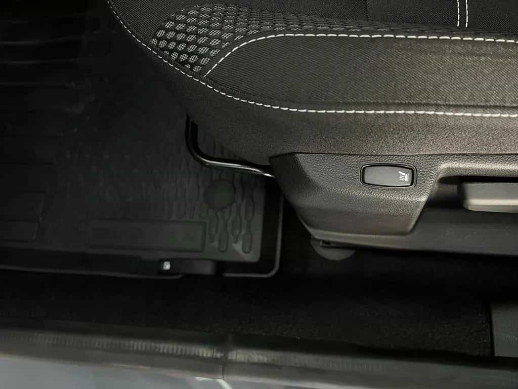 Dacia Duster 1.3 TCE KAT Journey 01/2023-photo-24