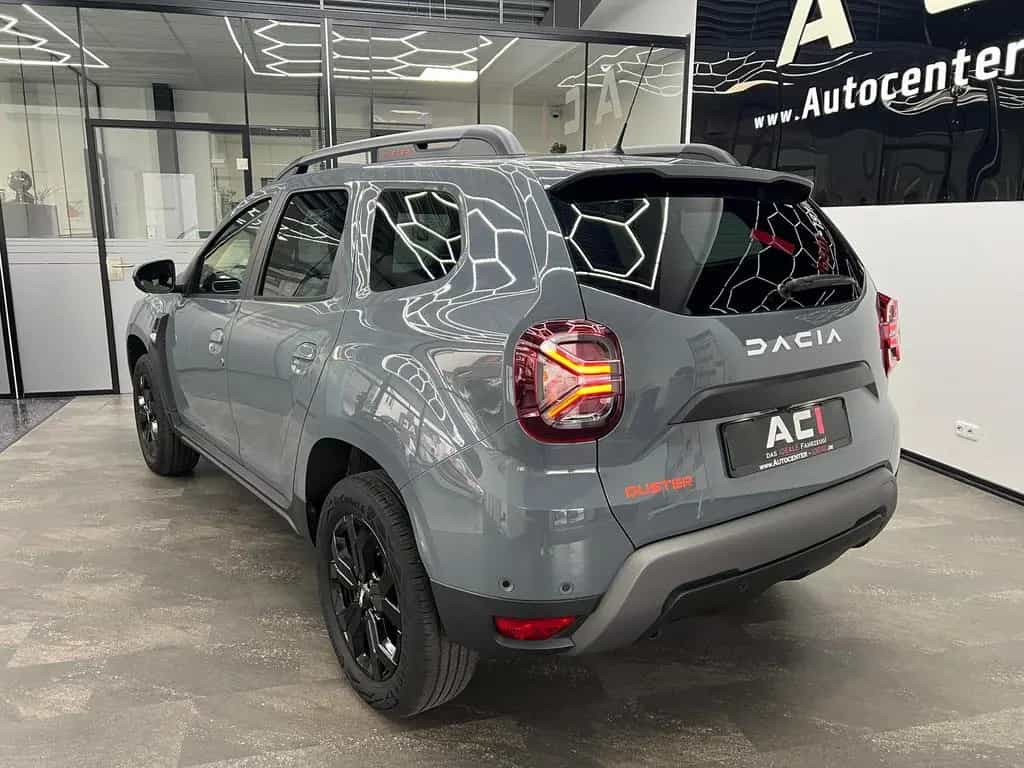 Dacia Duster 1.3 TCE KAT Extreme 05/2023-photo-4