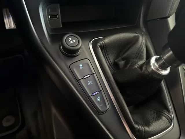 Ford Focus Turnier ST Navi - PDC - Sportpaket 06/2017-photo-19
