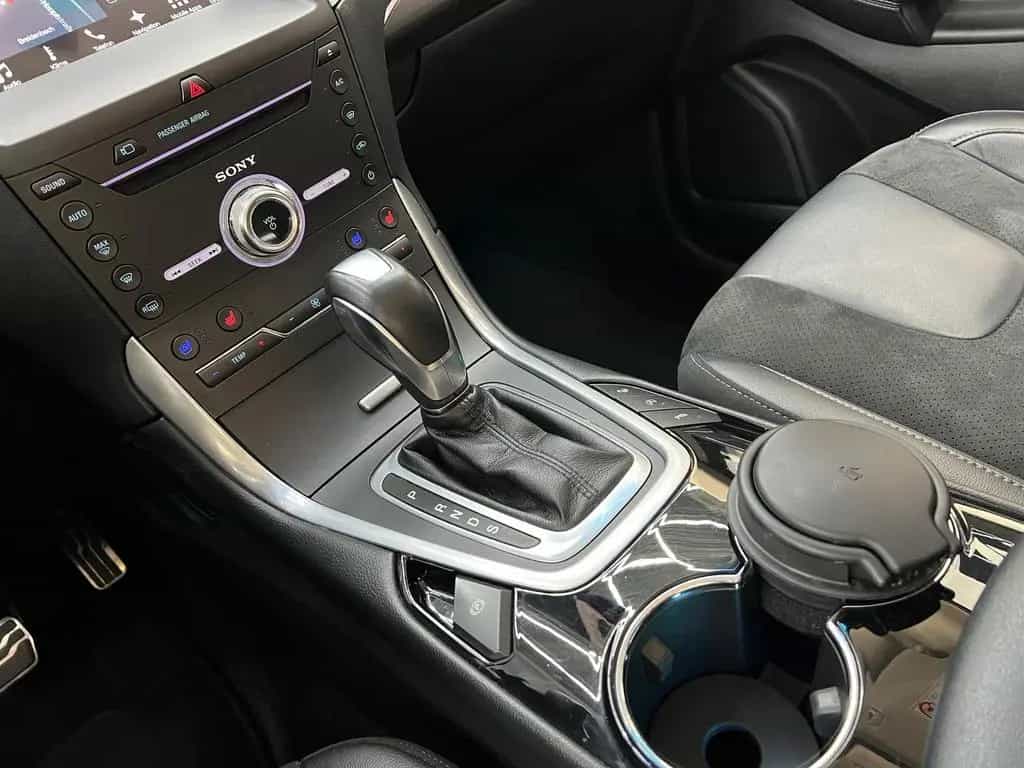 Ford Edge 2.0 TDCi Bi-Turbo KAT Sport 4x4 Android Aut 06/2017-photo-32