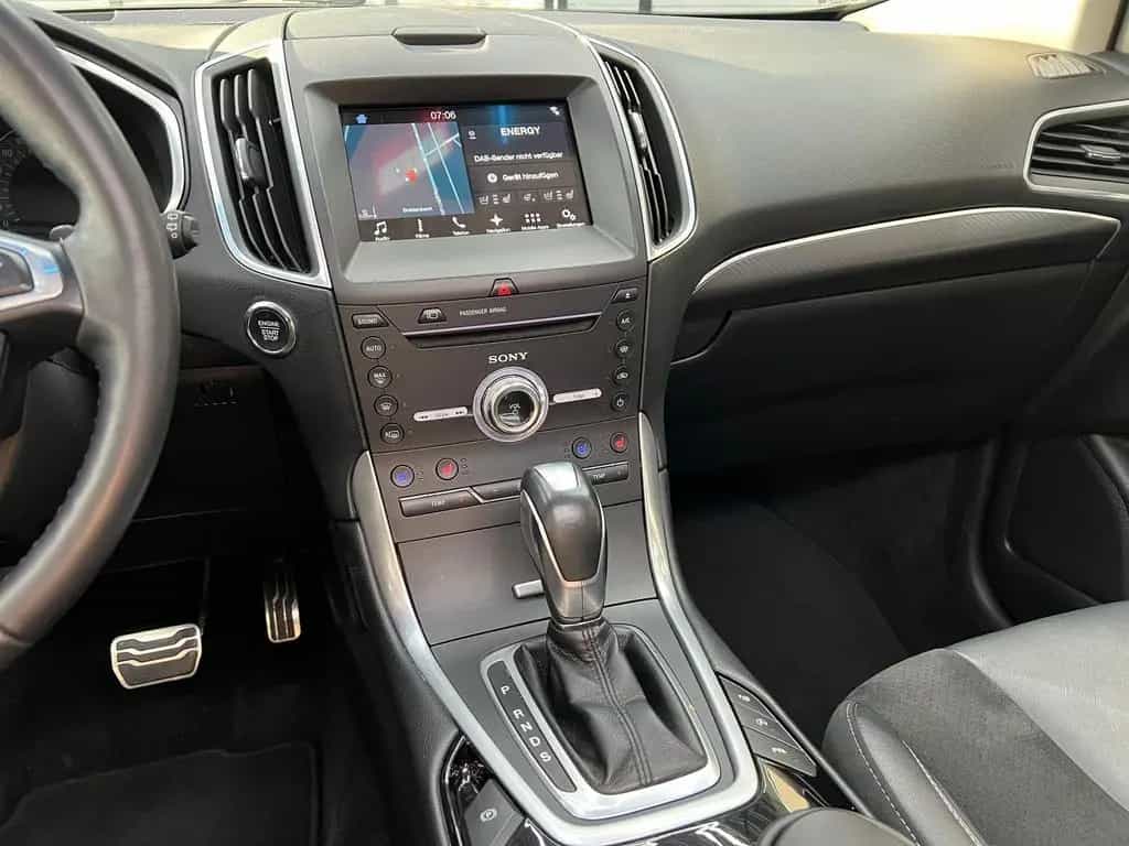 Ford Edge 2.0 TDCi Bi-Turbo KAT Sport 4x4 Android Aut 06/2017-photo-39