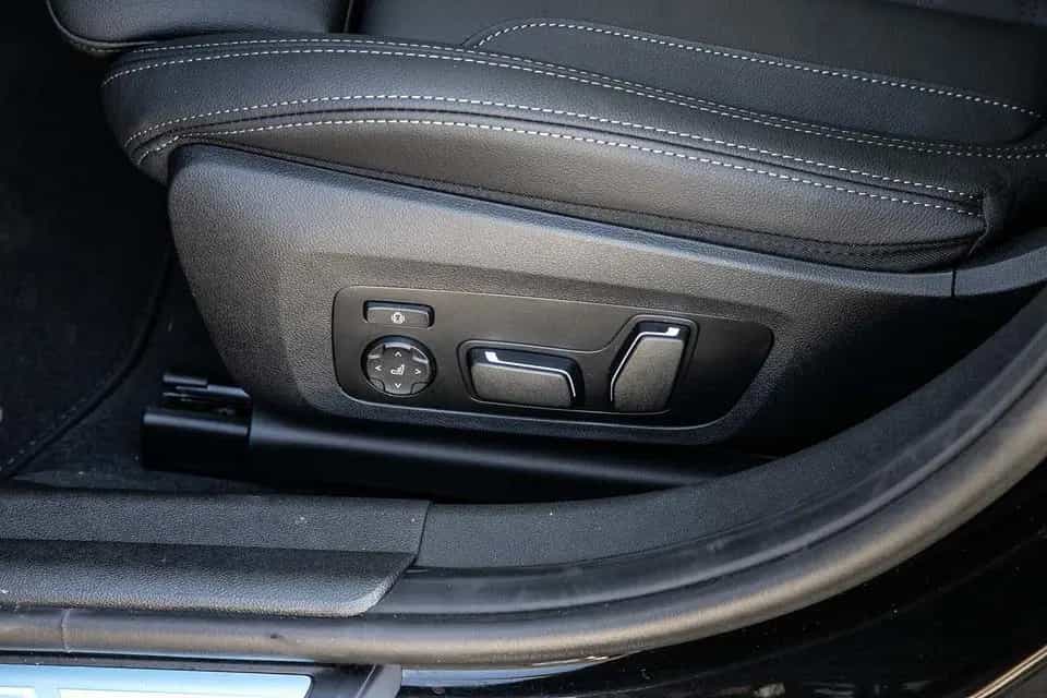 ALPINA D3 S 3.0 Allrad HUD 360 Pano har/kar Leder 360 null-photo-10
