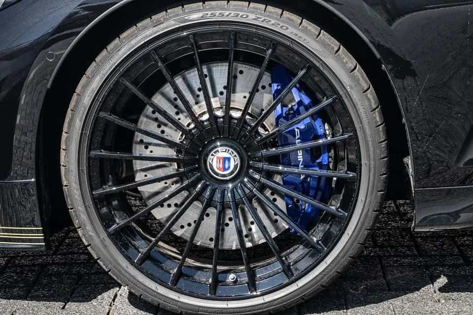ALPINA D3 S 3.0 Allrad HUD 360 Pano har/kar Leder 360 null-photo-4