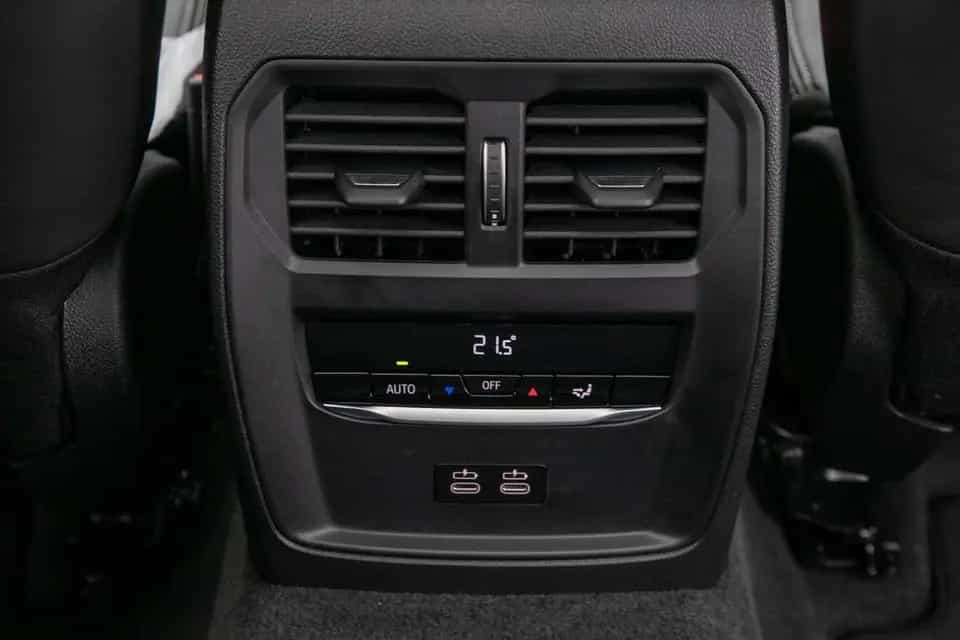 ALPINA D3 S 3.0 Allrad Touring HUD AHK Pano har/kar LED null-photo-13